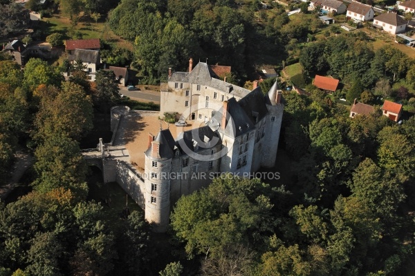 Château de Saint-Brisson-sur-Loire vu du ciel