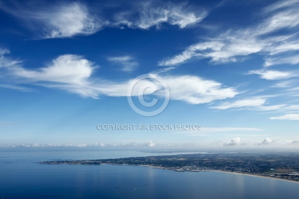 Ciel bleu sur Pririac-sur-Mer