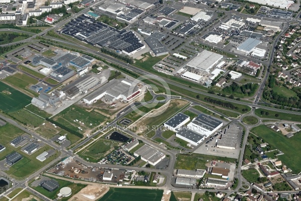Vue aérienne zone commerciale de DreuxVernouillet, 28 Vue aérienne zone commerciale de DreuxVernouillet, 28