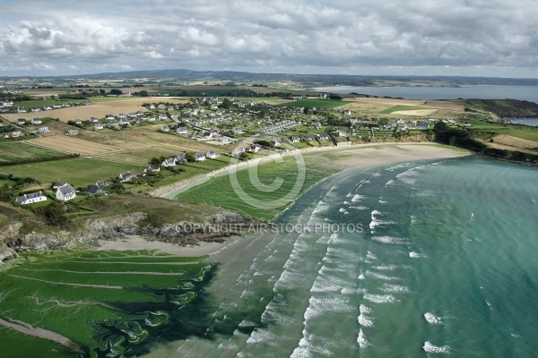 Algues vertes à Plomodiern, Baie de Douarnenez