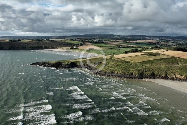 Anse de Kervigen vue du ciel, Finistère