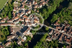 Arcy-sur-Cure vue du ciel, departement de l Yonne en Bourgogne