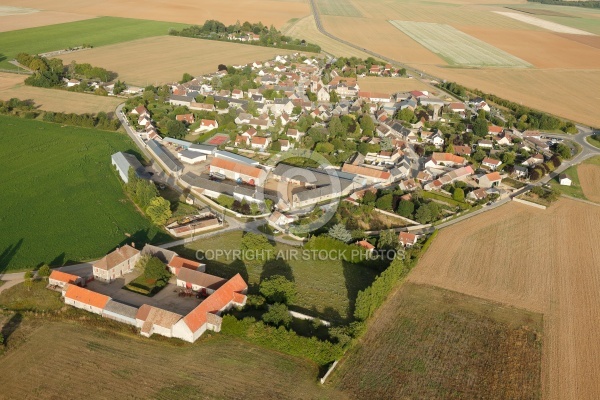 Authon-la-Plaine vue du ciel