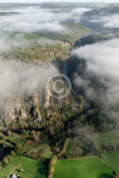 Auvergne vue du ciel , le Pays de Ménat