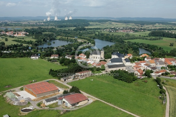 Berg-sur-Moselle et la Central de Cattenon