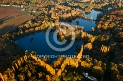 Breuillet 91 , etang de Malassis vue du ciel