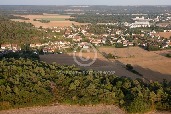 Brières-les-Scellés vue du ciel