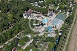 Camping château de la Grenouillère vu du ciel