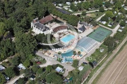 Camping château de la Grenouillère vu du ciel