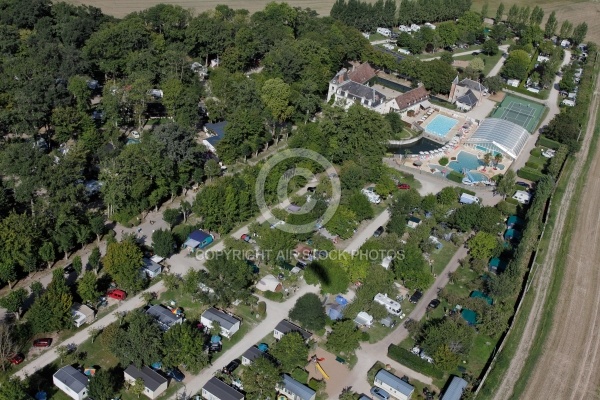 Camping château de la Grenouillère vu du ciel