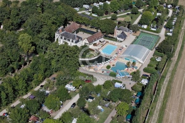 Camping château de la Grenouillère vu du ciel