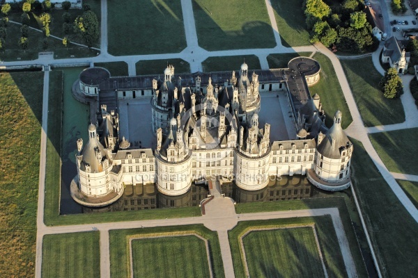 Chambord, France - 25 Juin 2011 Château de Chambord vu du ciel