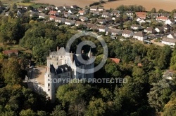 Château de Saint-Brisson-sur-Loire vu du ciel