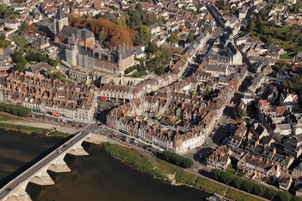 Château de Gien 45 vu du ciel