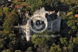 Château de Saint-Brisson-sur-Loire vu du ciel