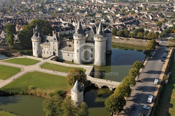 Château de Sully-sur-Loire vu du ciel 45