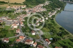 Contz-les-Bains , la Moselle vue du ciel 57