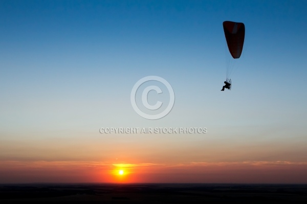 Coucher de soleil paramoteur