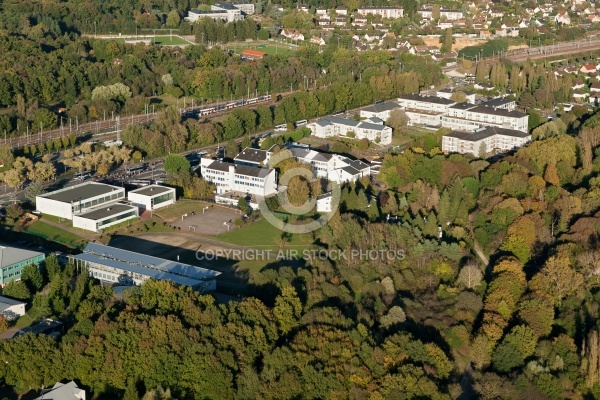 Dourdan RER La Forêt vue du ciel