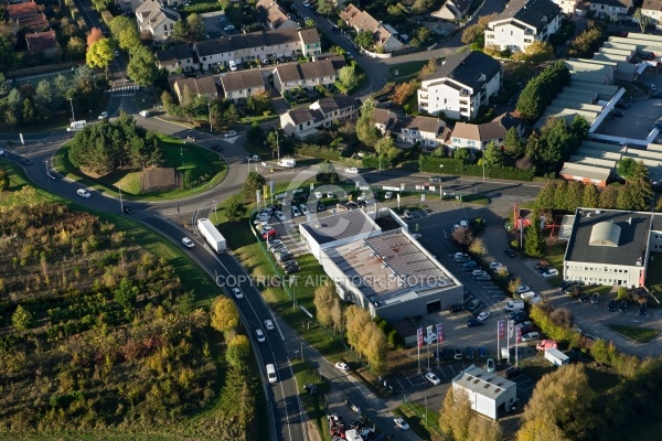 Dourdan zone industrielle vue du ciel