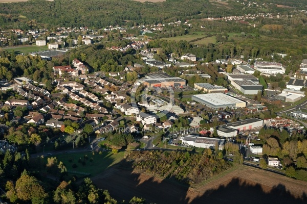 Dourdan zone industrielle vue du ciel