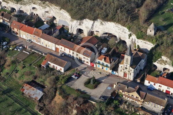 Falaise calcaire et caves de Mousseaux sur seine 78437, Yvelines