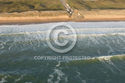 houle et surf à Brétignolles-sur-Mer vue du ciel