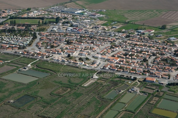 L Aiguillon-sur-Mer 2 mois aprés la tempête Xynthia , Vendée 85