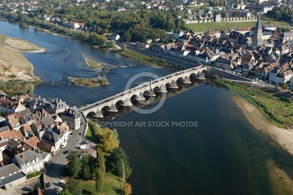 La Charité-sur-Loire vue du ciel  58