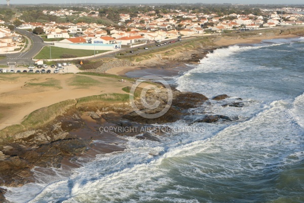 La houle au spot de la  Sauzaie,  Brétignolles-sur-Mer vue du c