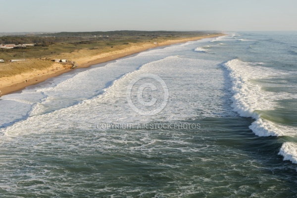 La houle à Brétignolles-sur-Mer vue du ciel