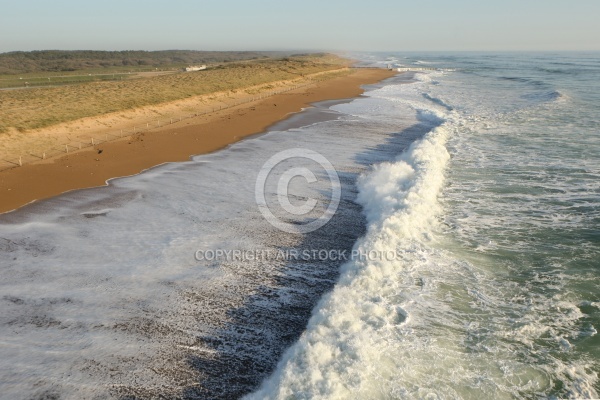 La houle à Brétignolles-sur-Mer vue du ciel