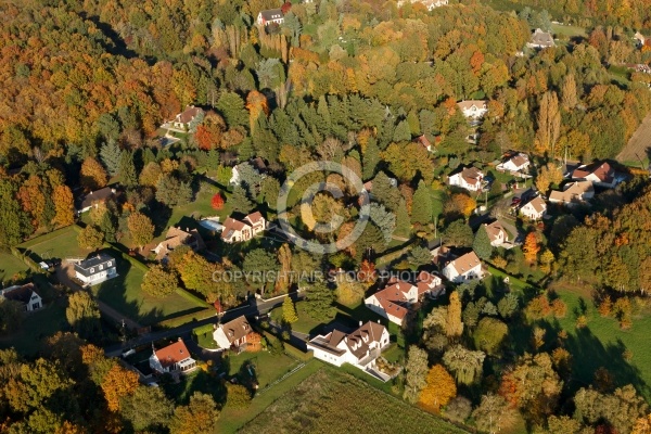 Le Val-Saint-Germain vue du ciel en Automne