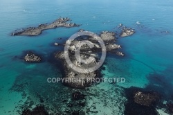 Littoral de Santec et mer bleu , Finistère 29