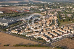 Lotissement pavillonnaire Etampes vue du ciel