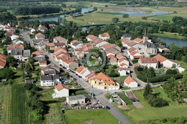 Malling, la Moselle vue du ciel 57