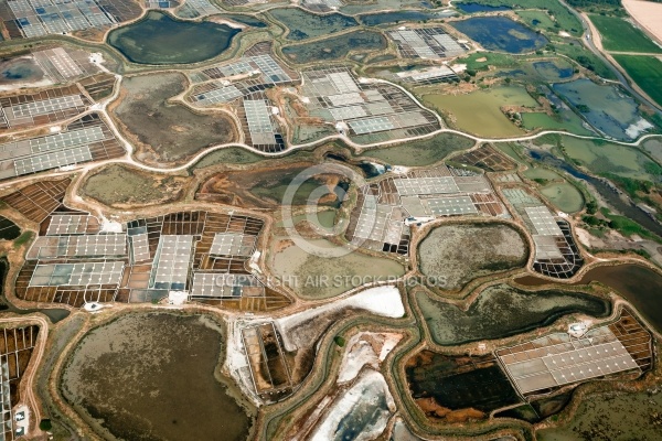 Marais salants de Guérande vue du ciel