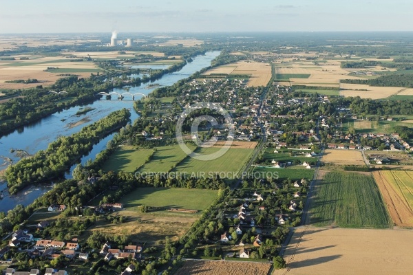 Muides-sur-Loire vu du ciel, 41500