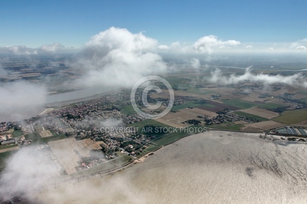 nuages au dessus de Port-des-Barques