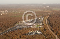 Péage de Saint-Arnoult-en-Yvelines vue du ciel