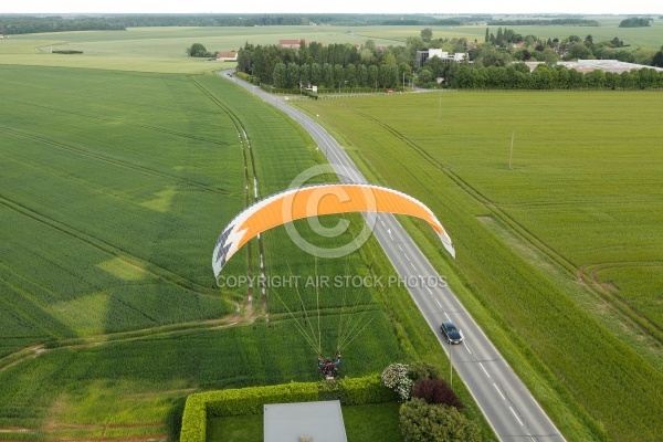 Paramoteur en  ïle-de-France vue du ciel