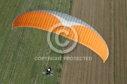 Paramoteur parapente