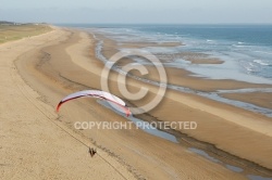 Paramoteur sur les plages de Vendée