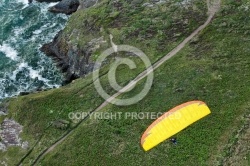 Parapente vu du ciel  Beg ar Véchen , Finistère