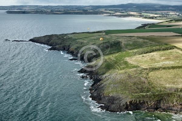 Parapente vu du ciel  Beg ar Véchen , Finistère