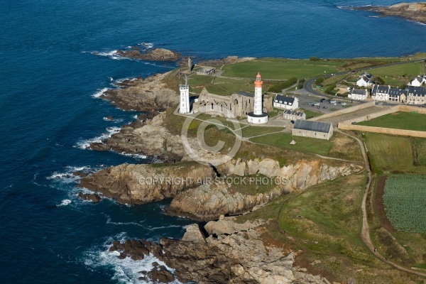 Phare de la Pointe de St-Mathieu vue du ciel