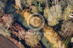 Photo aerienne de la seine, departement 78 Mantes-la-jolie