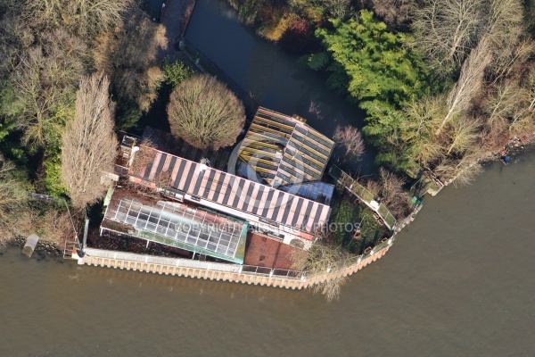 Photo aerienne de la seine, departement 78 Mantes-la-jolie