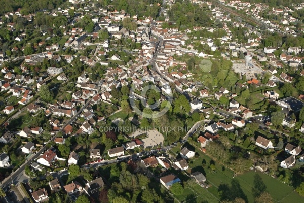photo aerienne de saint-cheron 91