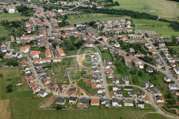 Photo aÃ©rienne de Kuntzig, Moselle 57